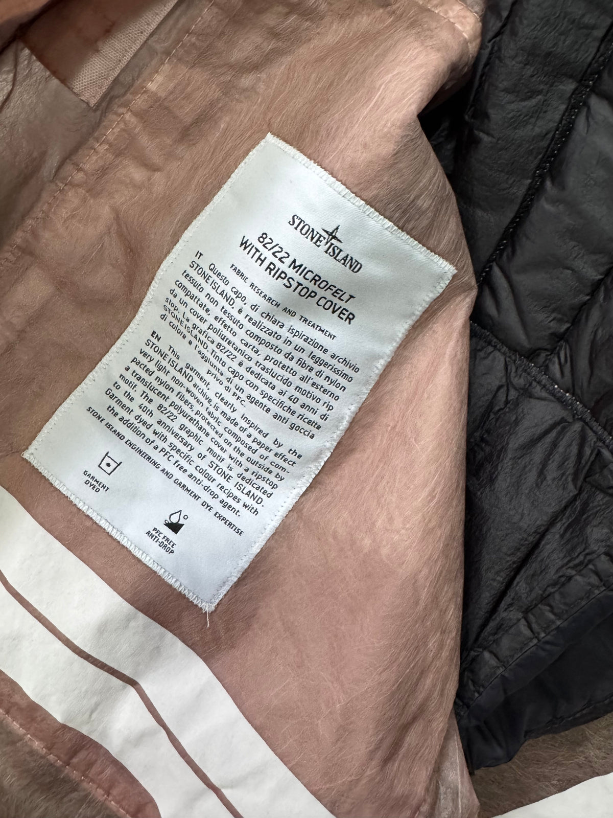 Stone Island 82/22 Microfelt With Ripstop Cover