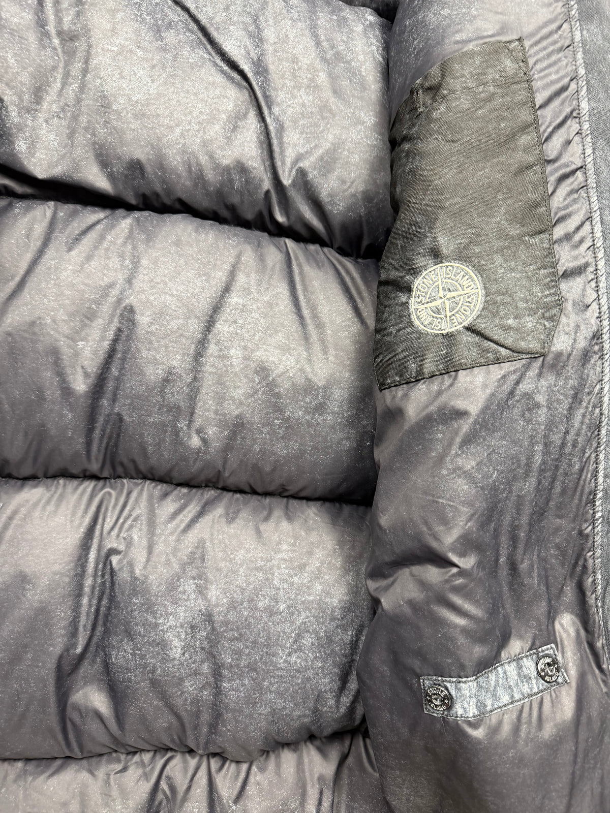 Stone Island Tela Nylon Down With Dust Colour Frost Finish With Hood Liner