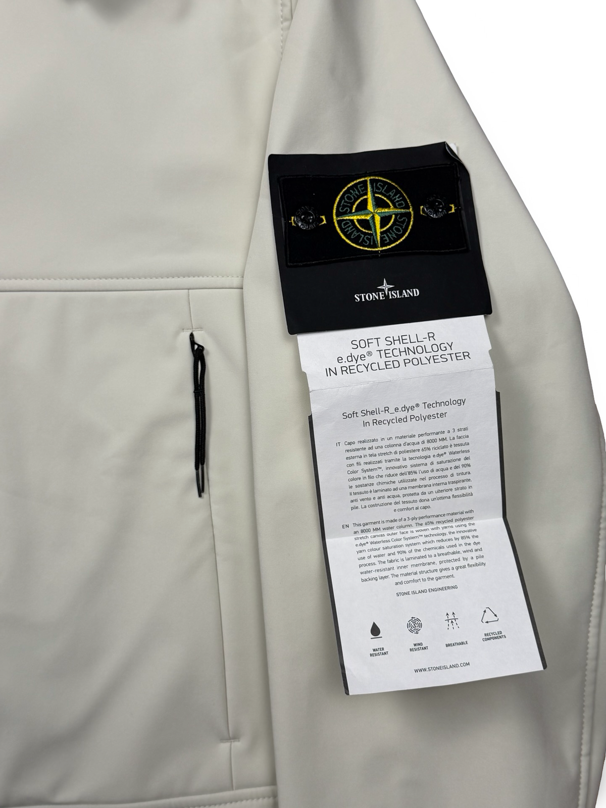 Stone Island Soft Shell-R e.dye Technology In Recycled Polyester