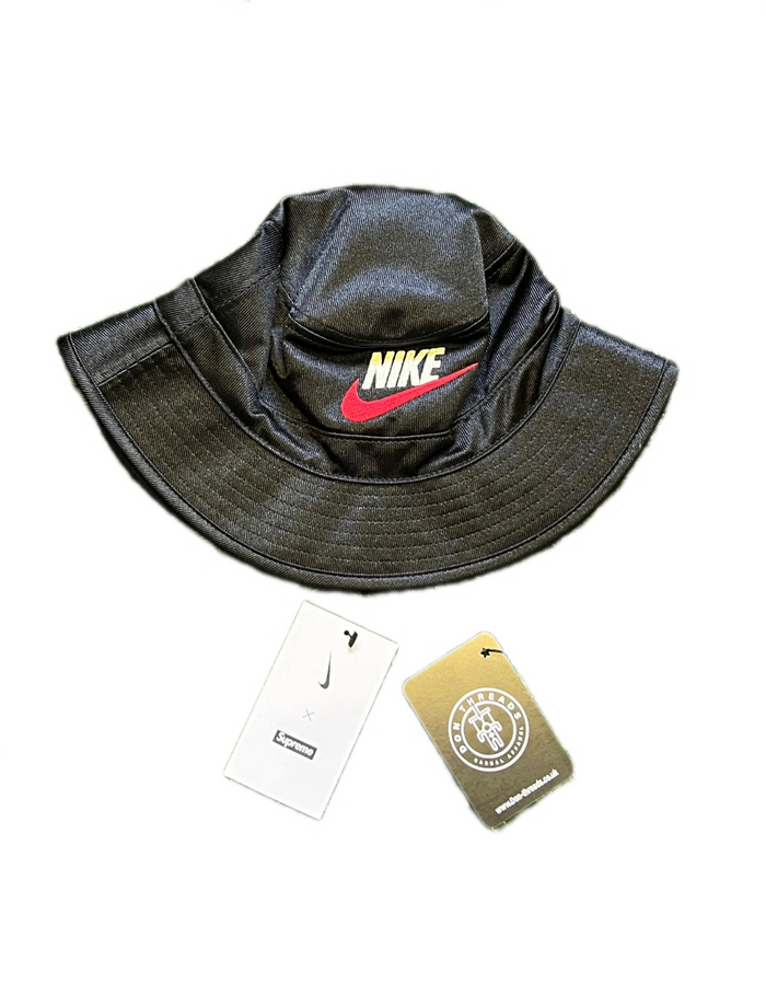 Nike x Supreme Bucket Hat BNWT