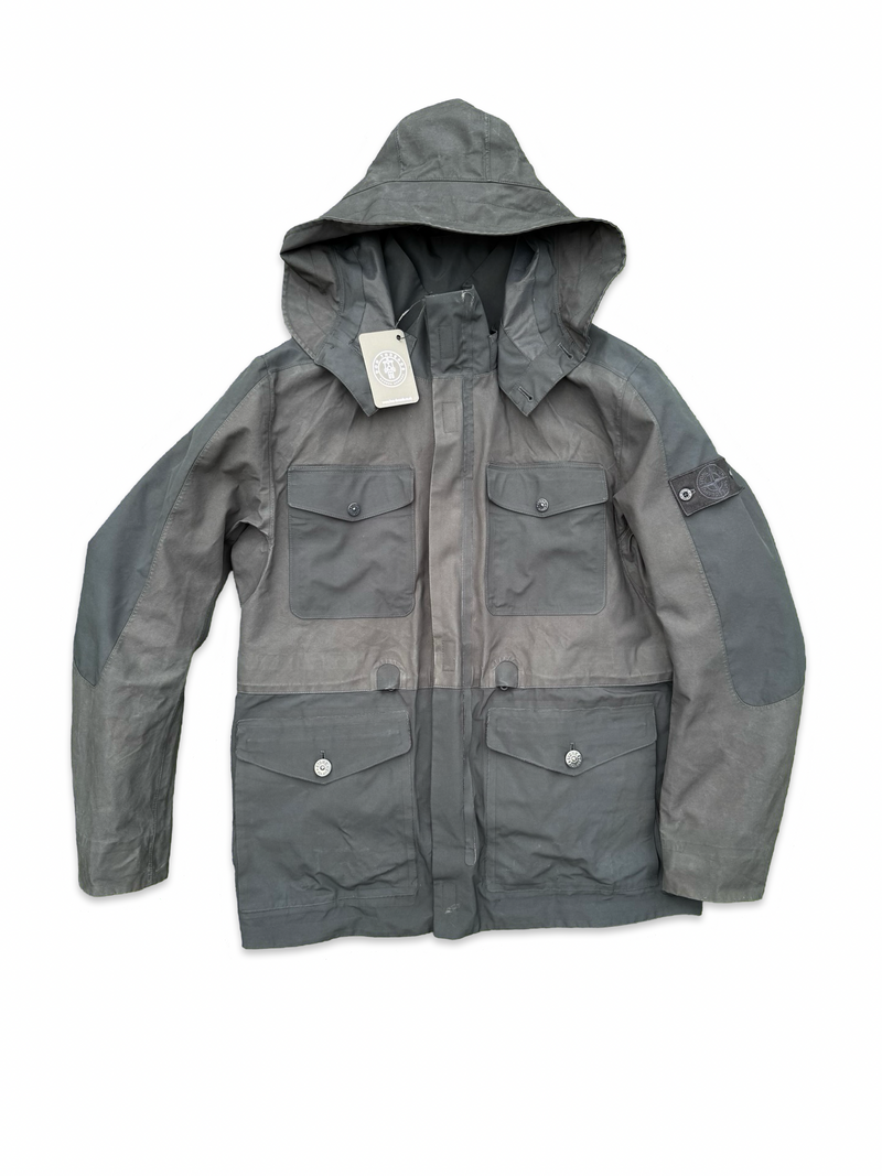 Stone Island Tank Shield Ghost Piece Featuring Multi Layer Stone Island Tank Shield Ghost Piece Featuring Multi Layer