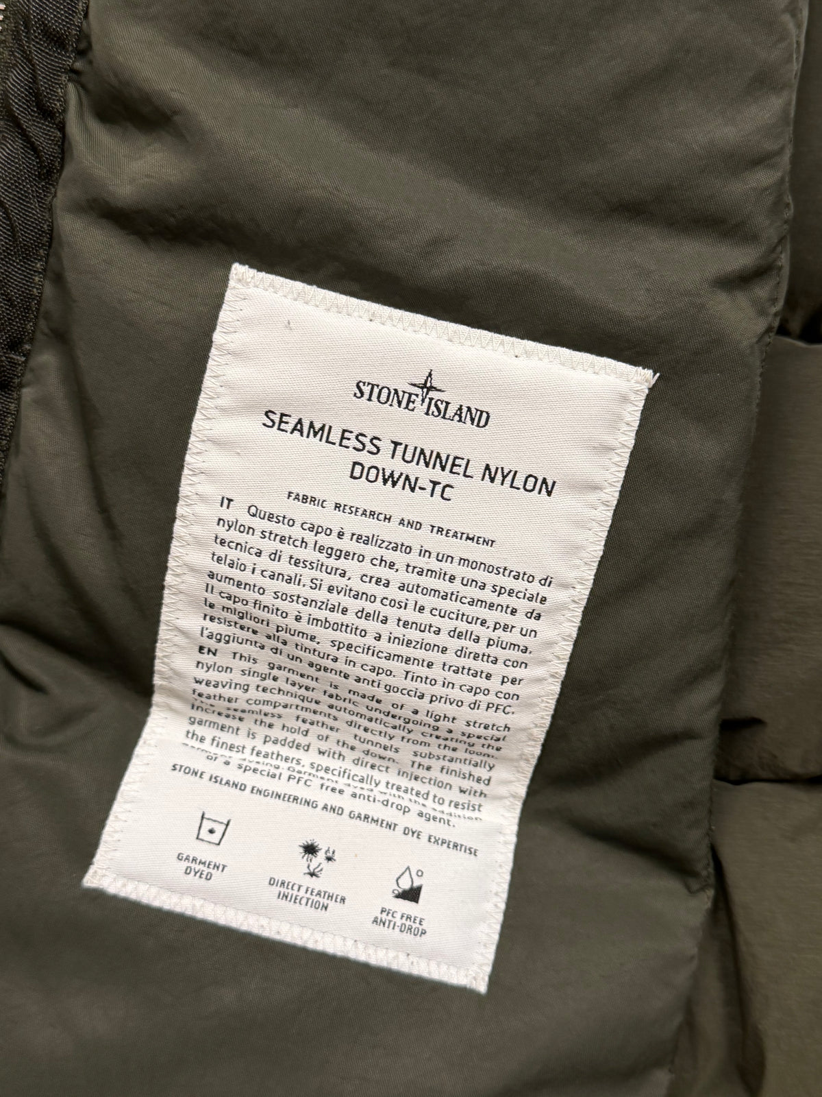Stone Island Seamless Tunnel Nylon Down-TC