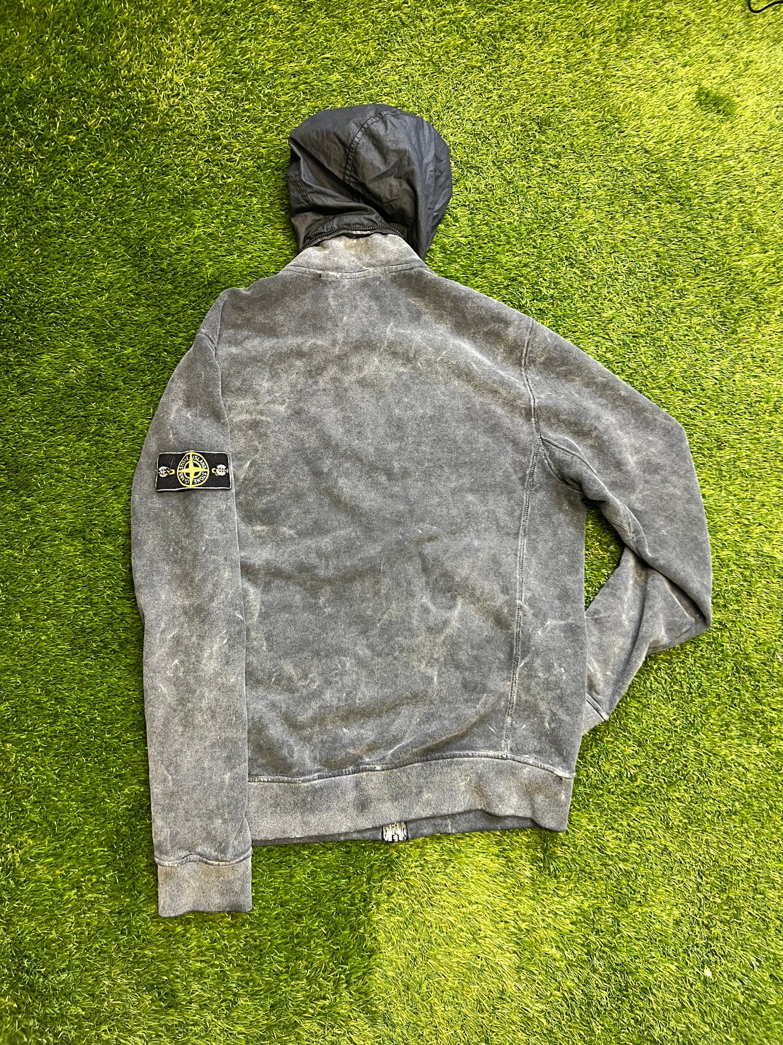 Stone island frost on sale hoodie